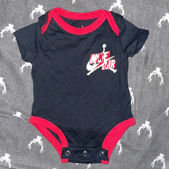 Air Jordan diaper shirt - Picture 1 of 3